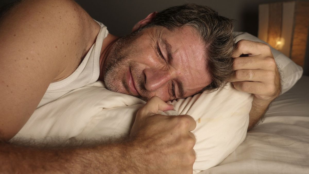 lifestyle dramatic night portrait of attractive desperate and depressed middle aged man unable to sleep suffering anxiety crisis and depression feeling overwhelmed and frustrated in bed
lifestyle dramatic night portrait of attractive desperate and depressed middle aged man unable to sleep suffering anxiety crisis and depression feeling overwhelmed and frustrated in bed
Marcos Calvo
man, depression, depressed, bed, suffering, anxious, sick, sad, unwell, feeling, unhappy, problem, desperate, expressive, expression, 30s, 40s, 35-40, middle aged, mature, 40.45, lifestyle, home, lying, overwhelmed, stress, stressed, frustrated, guy, white, dramatic, attractive, face, facial, close up, closeup, sleepless, awake, devastated, male, young