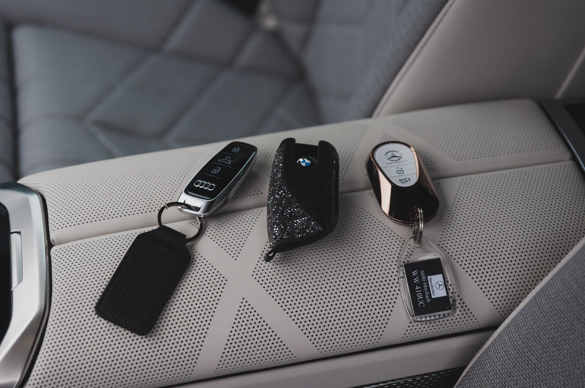 Audi A8 kontra BMW i7 kontra Mercedes-Maybach klasy S