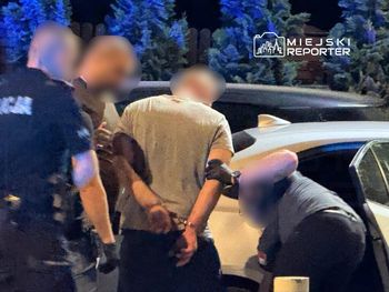Atak ostrym przedmiotem na Białołęce. Jedna osoba w stanie ciężkim. Dwie osoby do dyspozycji policji
