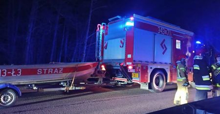 Tragiczny wypadek na Pomorzu. Auto wpadło do rzeki