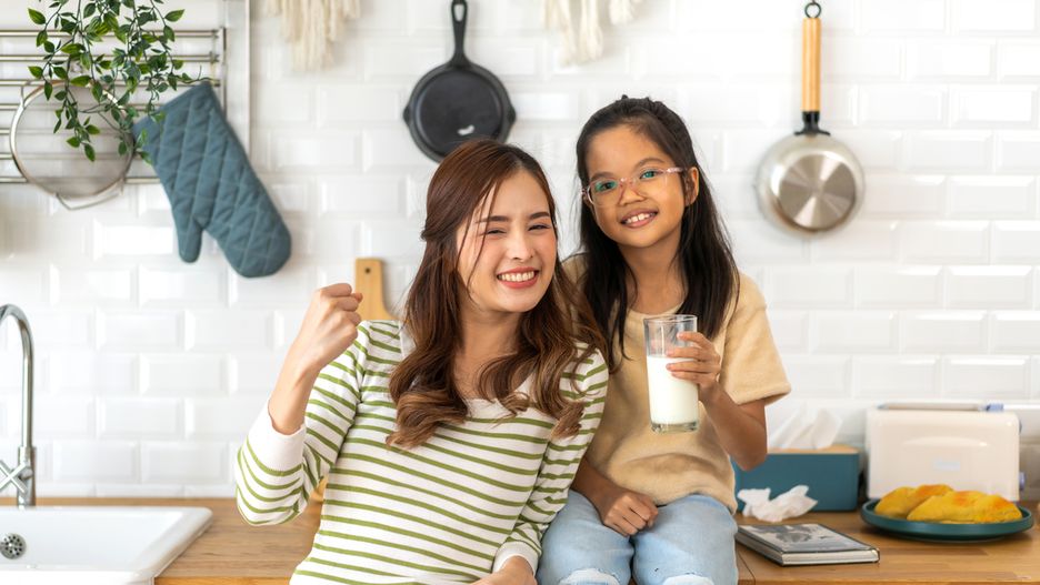 Przebiałkowanie organizmu dziecka: objawy, przyczyny i leczenie