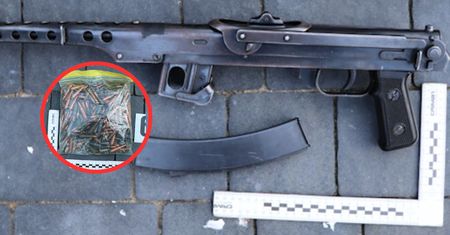 Uderzyli w dwóch miastach. 9 karabinów maszynowych w rękach policji