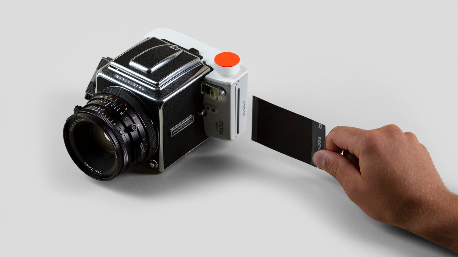 Hasselblad + Instax - wyjątkowy aparat do fotografii natychmiastowej 2