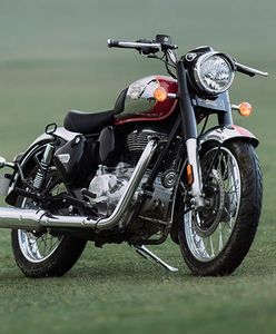 Cały czas wygląda jakby miał 70 lat. Zadebiutował nowy Royal Enfield Classic 350