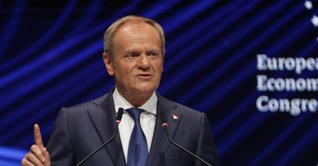 Rząd chce odwrócić rewolucję PiS. Szansa na wyższe emerytury. Dla kogo?