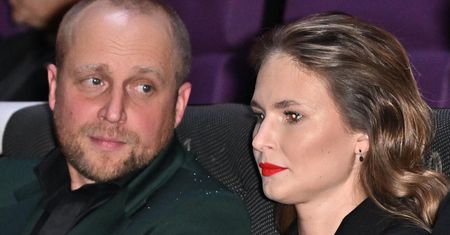 Piotr Adamczyk o walce z chorobą żony: "Zamiast latać gdzieś na wakacje, to latamy na sympozja"