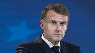 Emmanuel Macron apeluje do licealistów. Chce ponownego otwarcia szkół we Francji