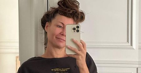 Zachwalająca dietę wege Małgorzata Rozenek chwali się WYSPORTOWANYM BRZUCHEM. Fani grzmią: "Nie ma najlepszej diety dla wszystkich (FOTO)