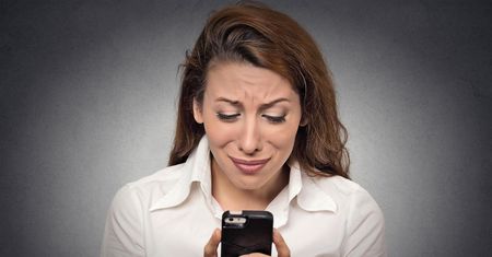Kłótnia przez SMS-y. Przeczytaj i dowiedz się, czy to ma sens