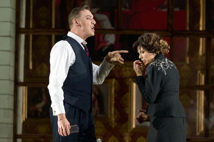 Krzysztof Bączyk jako Don Alfonso w "Lukrecji Borgii" w Sewilli