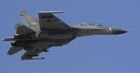 Chiny. Sztuczna inteligencja wesprze pilotów w walce