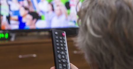 Seniorka uwierzyła uzdrowicielowi. Straciła setki tysięcy złotych