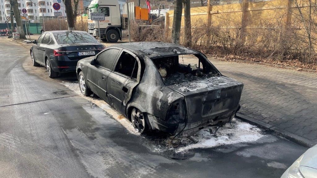 Podpalony samochód polskiej dyplomacji