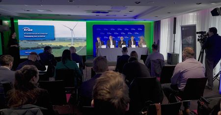 Sześć nowych farm wiatrowych w portfolio Enei. Firma podwaja swoje moce zainstalowane "w wietrze"