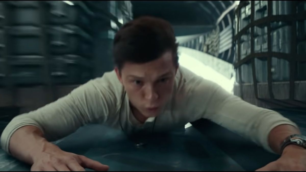 Zwiastun Uncharted, scena w samolocie