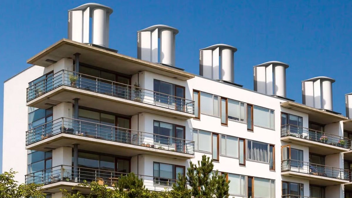 Turbiny Aeromine na dachu budynku