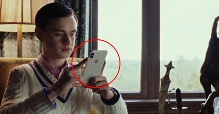 Dlaczego bohaterowie hitu Netfliksa używają samsungów? Bo iPhone zrujnowałby ci seans