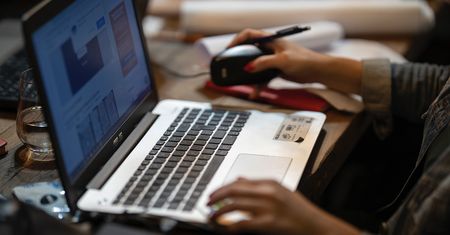 Zdalne nauczanie dla studentów potrwa dłużej. Jest rozporządzenie Ministerstwa Edukacji i Nauki