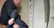 Warszawa: Młody mężczyzna zachowywał się nerwowo. Policjanci skontrolowali go i znaleźli przy nim marihuanę