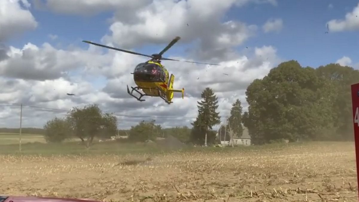Do bardzo poważnego wypadku doszło podczas zbioru kukurydzy w miejscowości Czernice (woj. zachodniopomorskim) . 