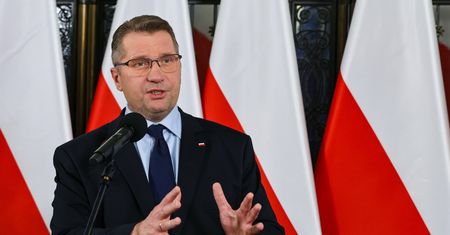 Interwencyjny skup pustostanów? Czarnek przedstawił nietypowy pomysł