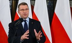 Interwencyjny skup pustostanów? Czarnek przedstawił nietypowy pomysł
