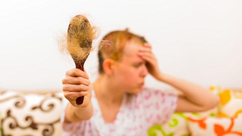 Choroby, które powodują wypadanie włosów