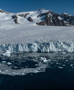 Pilna misja ratunkowa. Tajemnicza choroba badacza na Antarktydzie