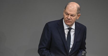 Unia się ugina w sprawie silników spalinowych. Skutek wolty Niemiec