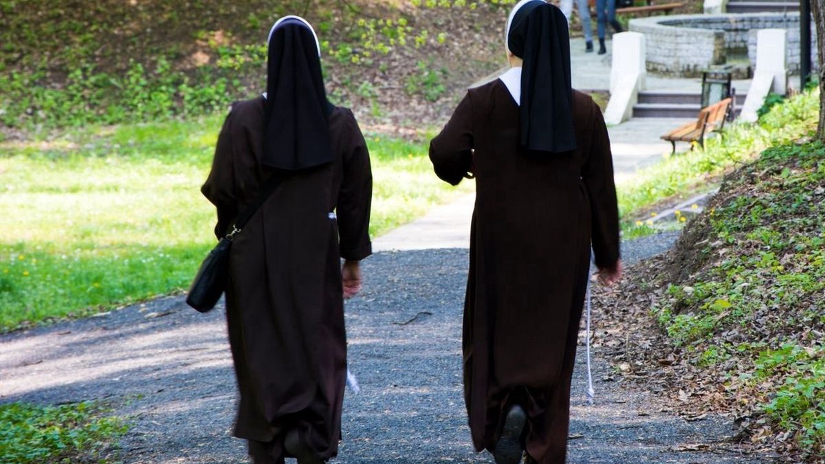 Zakonnice odchodzą ze zgromadzenia po cichu