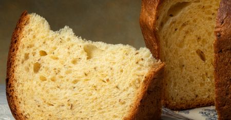Nie wyrzucaj czerstwej babki wielkanocnej do kosza. Możesz potem tego żałować