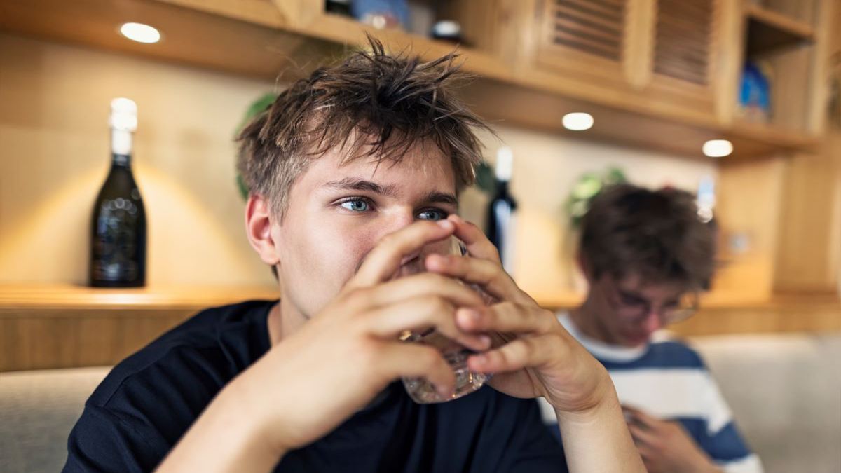 Co piją nastolatkowie? Odpowiedzi zaskakują
