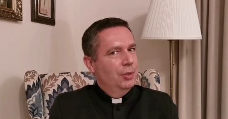 Ile kosztuje msza święta? Znany ksiądz nie pozostawia złudzeń