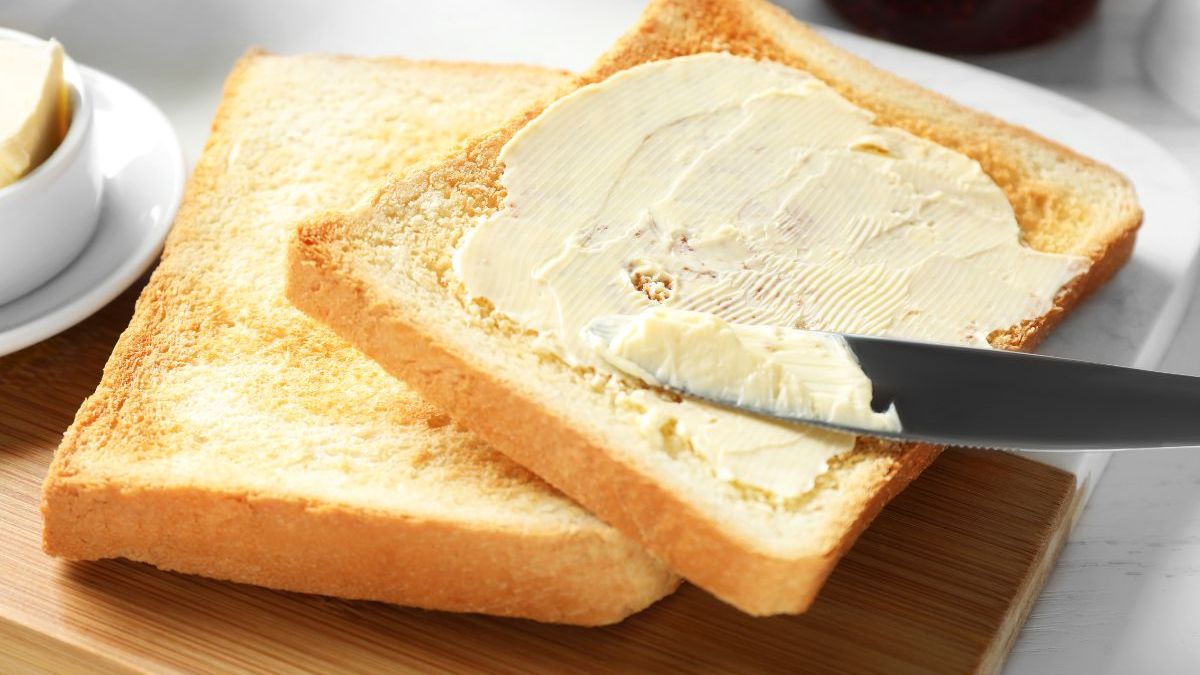 Chleb tostowy jest miękki nawet przez 14 dni. Z czego to wynika?