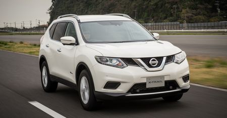 Hybrydowy Nissan X-Trail tylko w Japonii