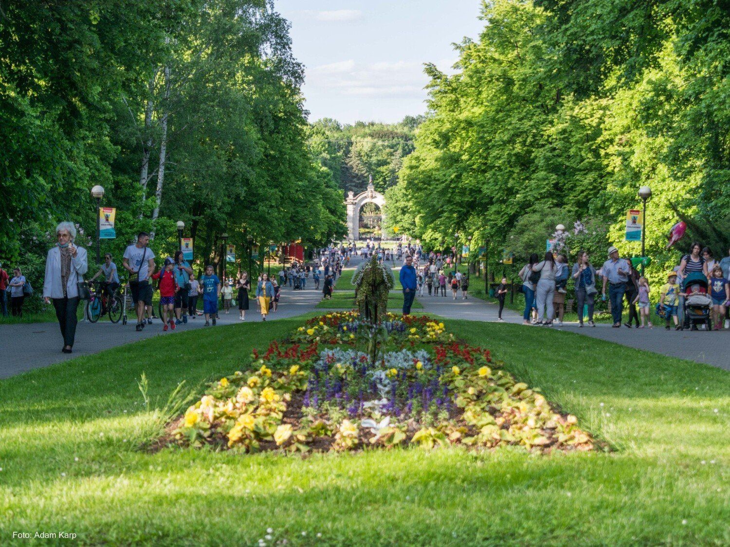 PARK ŚLĄSKI, KATOWICE. Śląski ogród zoologiczny, wesołe miasteczko, planetarium, kolejka linowa „Elka”.