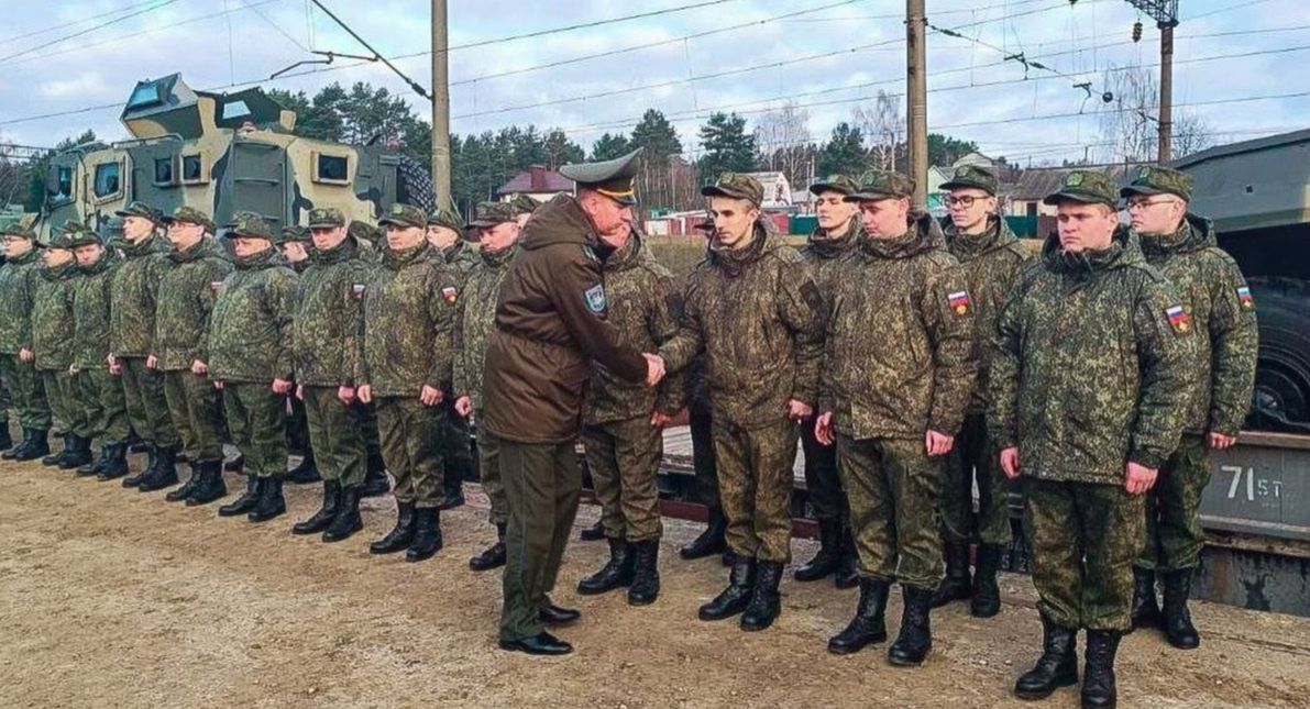 Russia's "Arctic Brigade" shifts to Belarus amid tensions