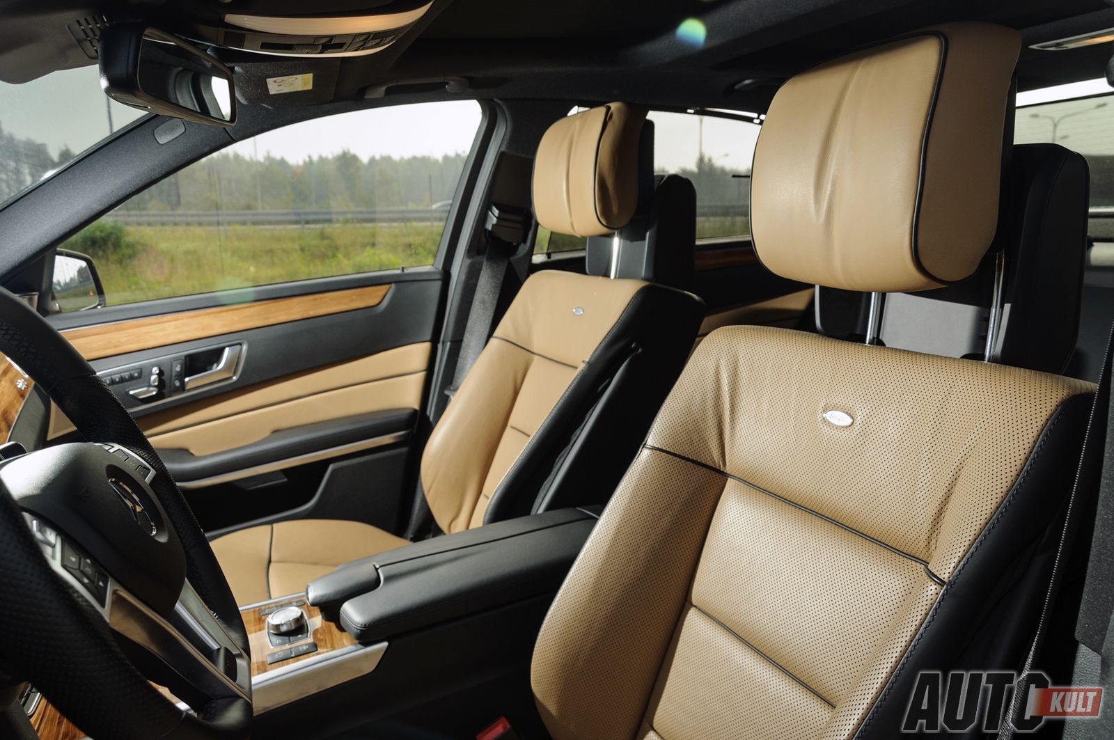 Mercedes-Benz Klasy E 350 BlueTec AMG 9G-Tronic (W212) - test [galeria zdjęć] 14