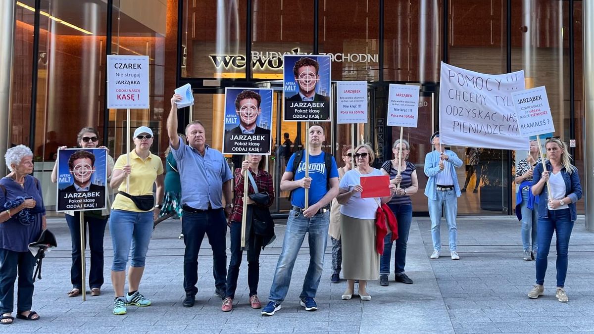 Protest obligatariuszy 