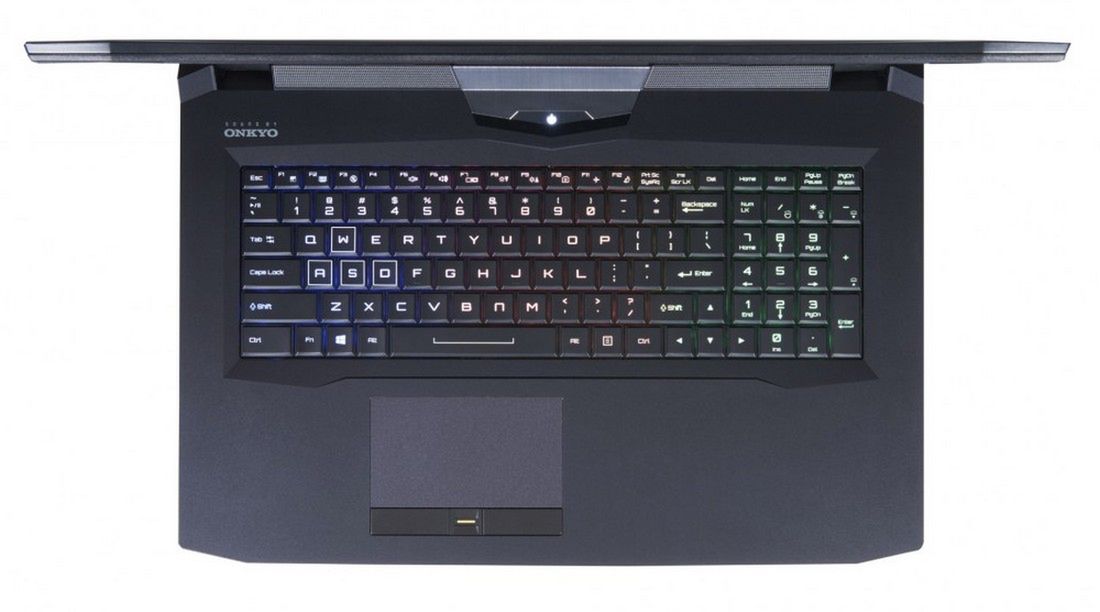 Hyperbook X77DM-G: laptop do gier z desktopowymi podzespołami 3