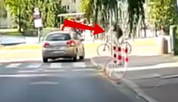Jechał rowerem z dzieckiem. Fatalny finał. Wideo z Krakowa