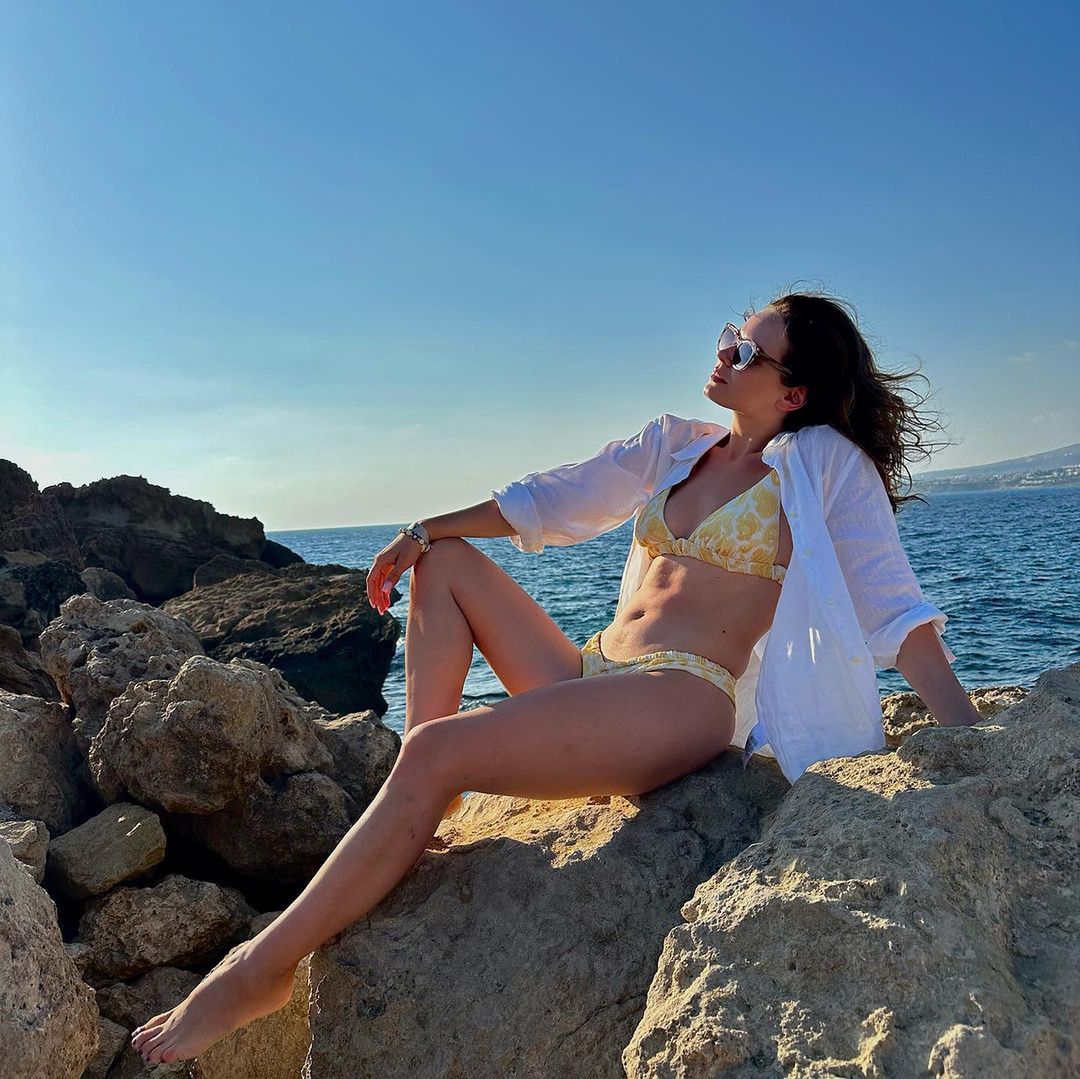 Olga Kalicka pozuje w bikini