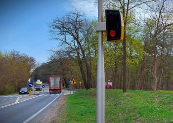 Nie każdy fotoradar to "maszynka do zarabiania pieniędzy". Ten w Czarnowie może uratować komuś życie