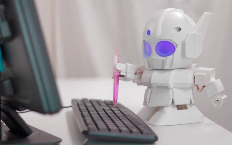 Rapiro - robot z Raspberry Pi na pokładzie. Idealne zwierzątko gadżetomaniaka 1
