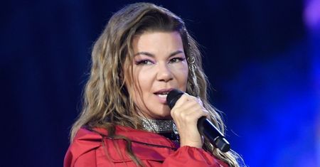 Edyta Górniak reaguje na doniesienia, że nie integruje się z artystami: "Przyleciałam do pracy, a nie na WÓDKĘ i imprezowanie do rana"