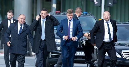 Paliwo drogie dla Kowalskiego. Na "rządowej stacji" zatankujesz taniej