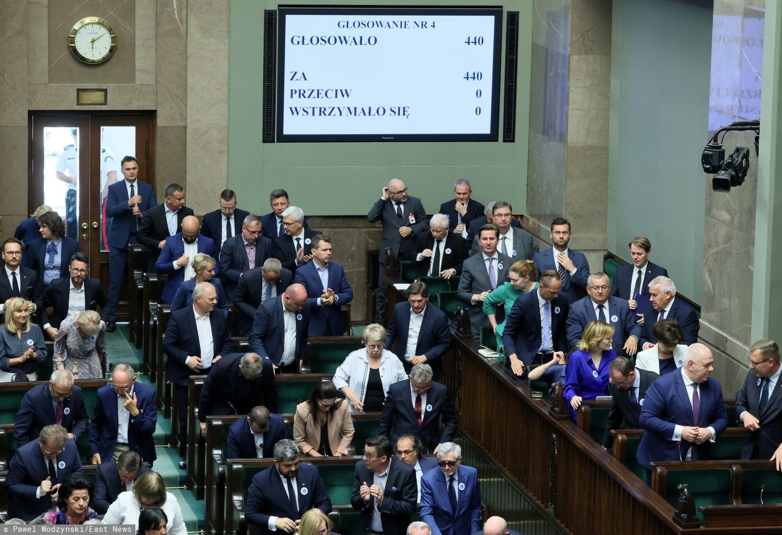 Uzgodniono układ miejsc na sali plenarnej. 