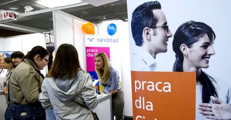 Bezrobocie wśród młodych. Bruksela przekaże Polsce ponad 75 mln euro