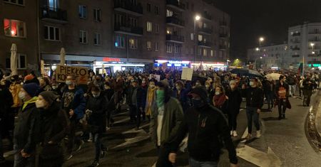 Aborcja w Polsce. Tak wyglądał warszawski protest z lotu ptaka