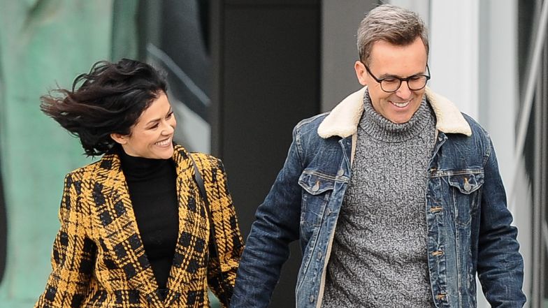 Katarzyna Cichopek i Maciej Kurzajewski opuszczają studio "PnŚ, trzymając się za ręce